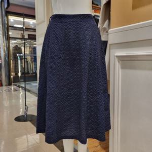 [BCBG] 비씨비지 여름24 맥도트 프린트 스커트 B4B3S211