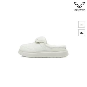 [다이나핏] (택가 109,000원) 오프화이트 여성 코지 뮬 퍼 YWW23N32W3