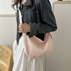 [에이치플러스몰]3웨이브 2 수납 1 끈조절 크로스 토트 데일