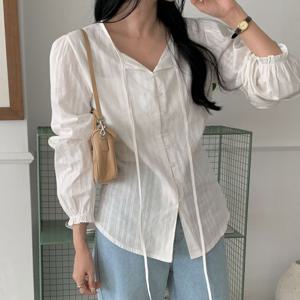 [아이우먼] 프릴소매패턴블라우스 TCV667M511 빅사이즈