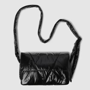 [르꼬끄]공용 글로시 패딩 크로스백 QQ423ABGO1