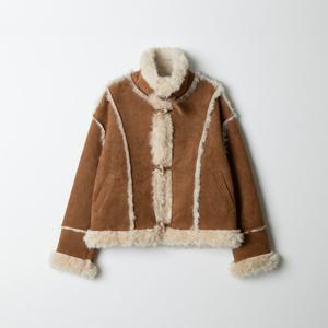 [러브앤쇼] 배색 퍼 무스탕 점퍼 GCFKGJP06