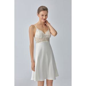 클래식한 웨딩레이스 사틴 풀슬립 FS1784A