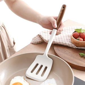 바겐슈타이거 플렉시벨 실리콘 뒤집개 화이트