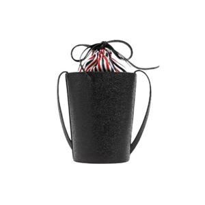 톰브라운 페블 그레인 레더 미니 버킷백 블랙 FAP384A-00198-001