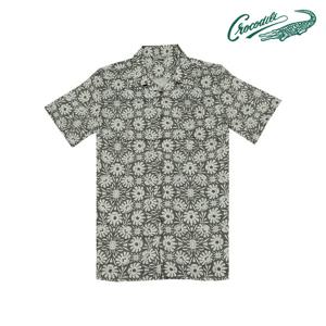 [크로커다일] 리프 프린트 오픈 카라 반팔 남방 CDAABWS2409