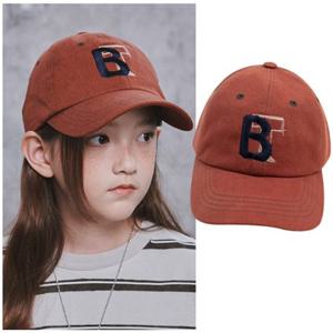 블루테일2 AZG3AH01BN 주니어 공용 브라운 로고 자수 볼캡 모자