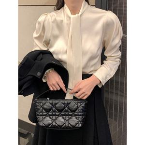 [예쎄](예쎄) 새틴 타이 블라우스(S5WBL002A)