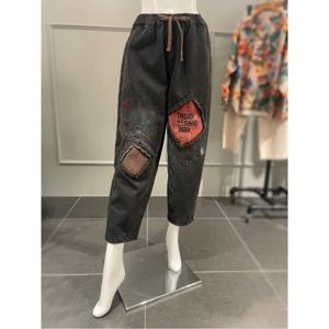 르니앤맥코이 자수 프린트 배기핏 기모 데님팬츠 (MN01SD701FJY)