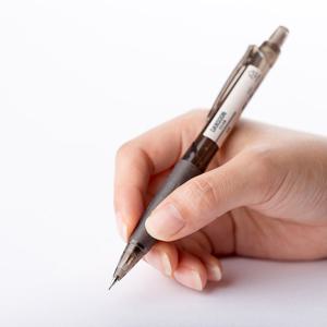 단순생활 샤프 검정