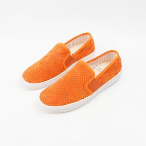 [신난다슈]여성 슬립온 단화 3cm 발편한 스니커즈 운동화 소가죽 펀칭 RH241195 오렌지