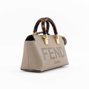 펜디 여성 바이 더 웨이 미니 토트백 가방 도브 그레이 8BS067 ABVL F0E65