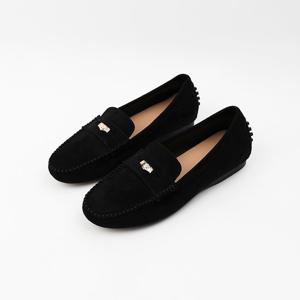 [신난다슈]여성 로퍼 단화 2cm 플랫 구두 슬립온 스웨이드 발편한 쿠션 GDR243041 블랙