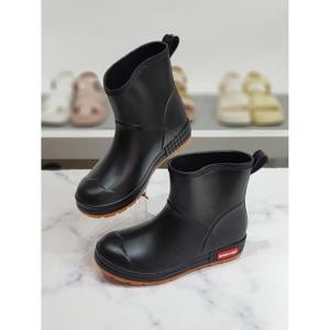 한슈 세이브존03 널티 블랙 베이직 레인 부츠 3cm HS57270jz