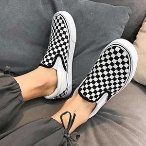 커플 스니커즈 체크 단화 슬립온 코디 끈없는 운동화
