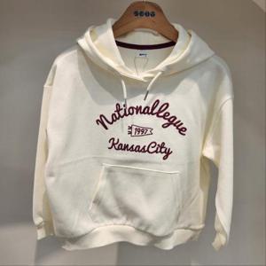 에스핏 HC23 체인 레터 후드티셔츠 SJZ509FKHT31