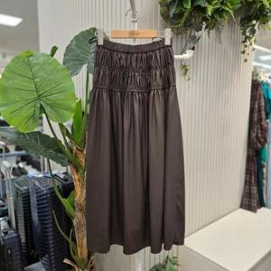 스테파니 HC05 하이셔링가죽엠보스커트SK A25SK5304H