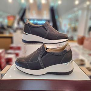 [허시파피]여성 발 편한 키높이 5cm 경량  컴포트 슬립온 3fr482