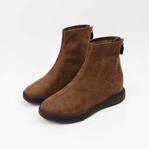 [신난다슈]여성 앵클부츠 5cm 숏 앵글 부츠 소가죽 발편한 키높이 통굽 LD256364 브라운