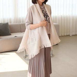 [쉬즈마담]J31662 밑단 수술 숄카라 플리츠 롱베스트 60대엄마옷