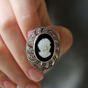 바이데이지 라운드 카메오 마카사이트 실버 브로치 Bb0460