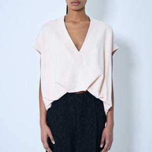 25 FW 드리스 반 노튼 브이넥 개더드 헴 코튼 리브 스웨트셔츠 011113 1610 005