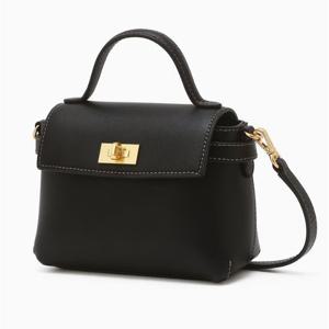 [헤지스ACC] 블랙 단색 소가죽 미니크로스백 HIWA5F780BK