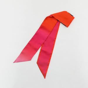 프라다 영문로고 트윌 스키니 실크 여성 스카프 1FF008 2C8S F0029