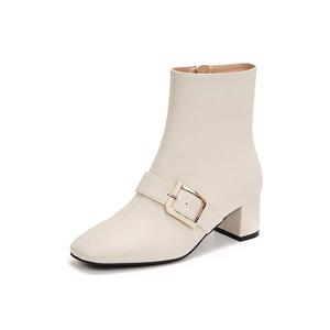 엠.무크 엘런 소가죽 버클 앵클부츠 아이보리 516523601AQ