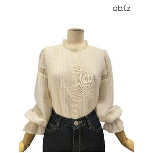 [에이비에프지]레이스 디테일 긴팔 블라우스 APZ4NB31J