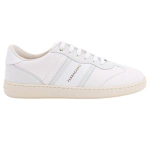 25 FW 페라가모 비앙코 화이트 로고 프린트 로우탑 스니커즈 030418766117