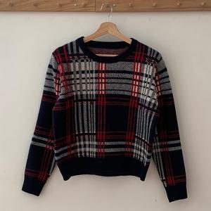 샵앤) 국산 여성 보트넥 격자 줄무늬 자가드 긴팔 니트티 21DS-WKN-4975-네이비