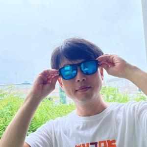 편광 사각 뿔테 선글라스 블루미러