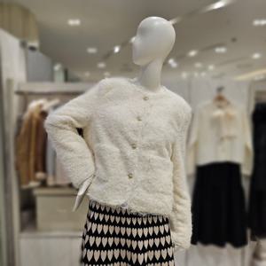 [밸리걸] 레이스 배색 양털 퍼 재킷 222350