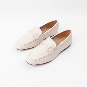 [신난다슈]여성 로퍼 단화 플랫 구두 슬립온 빅사이즈 발편한 낮은굽 RM248811 아이보리