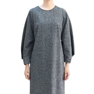 [비꼴리끄(여성)]울 볼륨소매 홈 스펀자수 원피스 B244WO1060