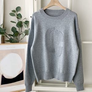 샵앤) 여성 라운드넥 시어 엠보 데일리 니트 티셔츠 DGB-WKN-4078-그레이