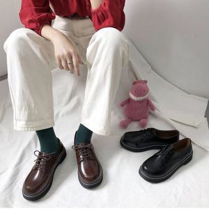 클래식 통굽로퍼 운동화