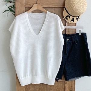 샵앤) 여성 V넥 줄무늬 레어어드 니트 조끼 DGB-WVS-4469-아이보리