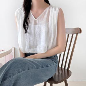 샵앤) 여성 V낵 어깨셔링 뒷주름 벌룬 나시 블라우스 NYS-WBL-4630-블랙