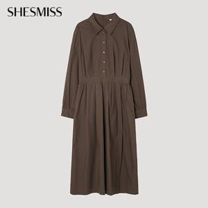 [쉬즈미스] 백 밴딩 플리츠 원피스_SWWOPP32010_DW