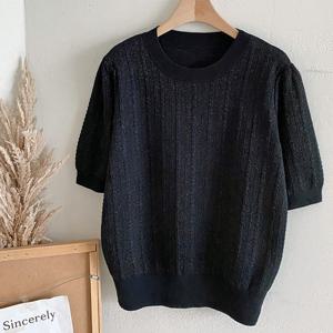 샵앤) 여성 라운드 메탈 세로줄 반팔 니트티 DGB-WKN-4717-블랙