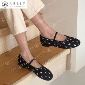 [애슬릿] 둥근 코 심플 셔링 메리제인 플랫 슈즈 단화