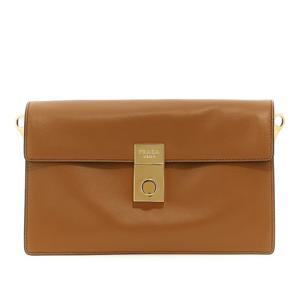 프라다 소프트 사운드 플랩 숄더 백 1BD379VOO62C6A F02Z8