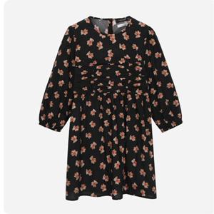 [써스데이아일랜드](T256MBL902W)곰돌이 롱 블라우스