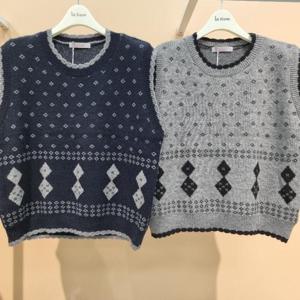 라티움 HC34 부드럽고 신축성좋은 타일 숏짧은 니트라운드조끼 T2541vt03