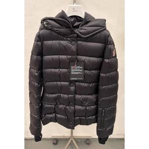 몽클레어 숏패딩 1A0006153071999 BLACK DOM