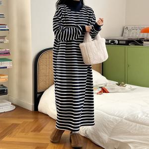 샵앤) 국산 여성 터틀넥 단가라 기모 롱원피스 LL-WDR-5026-네이비