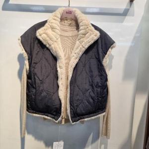 수스 HC36 리버퀼팅털조끼 S254BVOB63