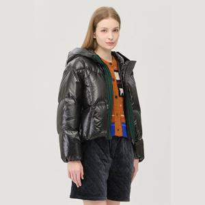 [베네통] 컬러 니트 테이핑 숏 다운 점퍼 BAPDE5561